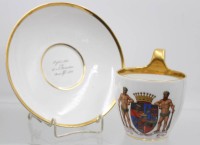 Auktion 366<br>Stundentika Tasse mit U.T., jug. Corps Boroussia Bonn, Loe, Otto Frhr.v., , 1854, Tasse ca. H-11cm