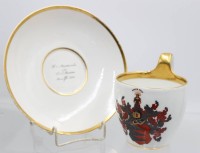 Auktion 366<br>Stundentika Tasse mit U.T., jug. Corps Boroussia Bonn, Zech sonst Burkersroda genannt, Nomen Nescio Graf v., 1854, Tasse ca. H-11cm