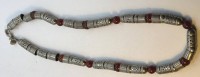 Auktion 366<br>Silber.Halsband925-, mit roten (Karneol?) KugelnL-42 cm, 51,5 gr