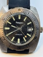 Auktion 366<br>Vintage mechan. HAU "Intertime"  Werk l&auml;uft, stark getragene Erhaltung, neues Lederband