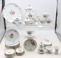 Auktion 366<br>46 Serviceteile, F&uuml;rstenberg, Roste Rose, guter Zustand, Kanne H-23cm Tassen H-6cm