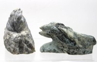 Auktion 366<br>2x div. Steinskulpturen, je monogrammiert "AB", ca. H-13cm u. 10cm