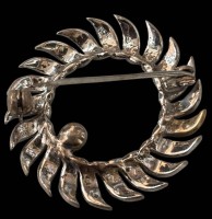 Auktion 366<br>Silber-Brosche-835- mit Markasiten, Perle, D-3 cm, 5 gr