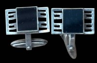 Auktion 372<br>Paar Silber-835- Manchettenkn&ouml;pfe mit Onyxplatte, zus. 9,5 gr., 1x Steg lose