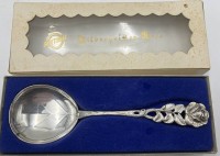 Auktion 366<br>gr. Sahnel&ouml;ffel "Antiko S-835-" in OVP, 35 gr., L-16 cm, Hildesheimer Rose