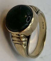 Auktion 366<br>Goldring-333- mit schwarzen Cabouchon, RG 49, 4,5 gr.