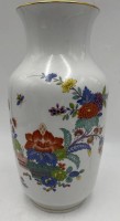 Auktion 366<br>hohe "Meissen" Vase, indianische Blumen, 1.Wahl, am Standring  kl. Chip, H-30 cm