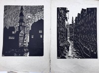 Auktion 366<br>Klaus Wrage (1891-1984) 2x Holzschnitte, Hamburger Motive ,   Bl&auml;tter mit L&auml;suren, Eselsohren etc., 37x27 cm, in Platte   "KW"