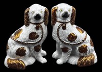 Auktion 367 / Los 9002 <br>Paar englische Kaminhunde, Goldstaffage, H-ca. 25 cm, Craquele&egrave;, Altersspuren