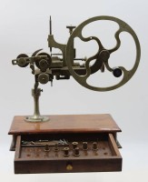 Auktion 367<br>antike Uhrmacherdrehbank, R. Flume Berlin, Altersspuren, ca. H-29cm B-29cm