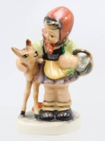 Auktion 367 / Los 9034 <br>M&auml;dchen mit Reh von Friedel Bavaria, bemalt, ca. H-13,8cm