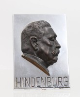 Auktion 367<br>Reliefplatte, Hindenburg, &auml;lter, Relief aus Bronze auf Alu, 12 x 8,5cm