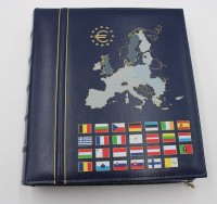 Auktion 367<br>Album mit 14  Euro-Kursm&uuml;nzs&auml;tzen, div. L&auml;nder
