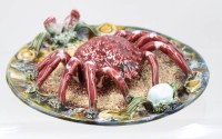 Auktion 367 / Los 9035 <br>Zierteller Palissy-Stil, rote Spinnenkrabbe , ungemarkt, ca. D-25,5cm