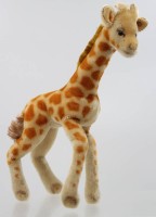 Auktion 367<br>Steiff-Giraffe, &auml;lter, nur Knopf, bespielte Erhaltung, ca. H-31cm