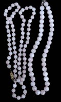 Auktion 371<br>2x Rosenquartz Perlenketten, 1x 44 cm, D-1,1 cm, 1x L-80 cm, D-0,6 cm, zus. ca. 125 gr
