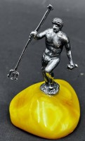 Auktion 367<br>Neptun mit Dreizack, Silber-925-, auf Bernsteinsockel,  H-5 cm, 22 gr.