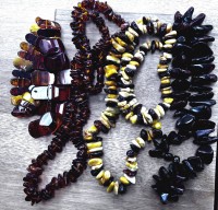 Auktion 367<br>5x div Bernsteinschmuck, 3x Ketten, 2x Armb&auml;nder, 188 gr.