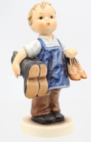 Auktion 367<br>Hummelfigur von Goebel, Schusterjunge, H-13 cm