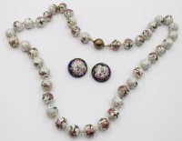 Auktion 367<br>Cloisson&eacute;-Kette, 925er Silberschlie&szlig;e vergoldet sowie Paar Ohrclips, ca. L-70cm, Clips D-2,5cm