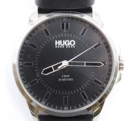 Auktion 367<br>Herren-Armbanduhr, HUGO BOSS, Quarzwerk l&auml;uft, guter Zustand, D-4,3cm