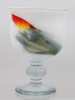 Auktion 367 / Los 10026 <br>gr. Kunstglas-Schale auf Stand, Holmegaard, Entw. Per L&uuml;tken, ca. H-26,2cm D-20cm