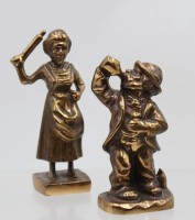 Auktion 367<br>2x Bronzefiguren, Dalbeck, Trinker und die dazugeh&ouml;rige Ehefrau, ca. H-13,5cm