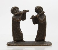 Auktion 371<br>Bronze-Gruppe, Fl&ouml;tenspieler, wohl Josef Fischedick, ca. H-10cm B-12cm