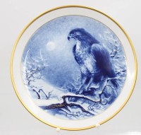 Auktion 367<br>Meissen Jahresteller 1985, Der Bussard, Entw.  Manfred Fiksel, D-26cm
