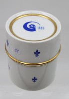 Auktion 367<br>Teedose, F&uuml;rstenberg, Deckel mit Werbedruck, ca. H-11cm