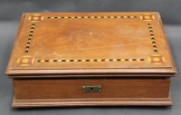 Auktion 367<br>gr. Holzkasten, Deckel intarsiert, mit Inneneinteilung, H-9,5 cm, 25x35 cm