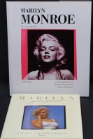 Auktion 367 / Los 3040 <br>2 Bildb&auml;nde &uuml;ber Marilyn Monroe