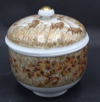 Auktion 367<br>gr. Deckeldose "Kaiser" Dekor Paradiso, H-13 cm, D-13 cm