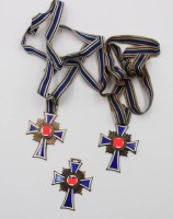 Auktion 367<br>3x Mutterkreuze, bronze, 3. Reich