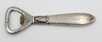 Auktion 367<br>Flaschen&ouml;ffner, Silbergriff, D&auml;nemark 1947. Gebrauchsspuren, L-11,3cm