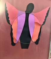 Auktion 367<br>W. 76 "Der Segen" betitelte Collage, ger/Glas, mittig Kreis ausgeschnitten?. RG 70x52 cm