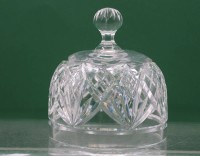 Auktion 367<br>Kristall-Glocke, Butter od. K&auml;se, beschliffen, ca. H-163,5cm D-16cm