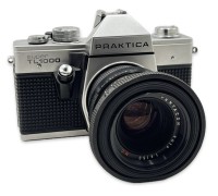 Auktion 367<br>Praktica Super TL1000 Kamera, inkl. Objektiv, Alters &amp; Gebrauchsspuren