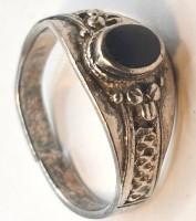 Auktion 367<br>Silberring-925-, schwarzer Cabouchon, offene Schiene, 8 gr