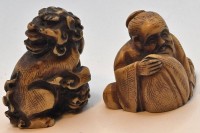 Auktion 367<br>Netsuke und Tempell&ouml;we, wohl Kunstmasse, H-ca.3,5 und 4 cm