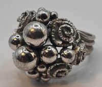 Auktion 367<br>massiver Silberring-925-, offene Ringschiene, 13,6 gr