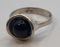 Auktion 367<br>Silberring-835-, dunkler Stein, RG 54, 5 gr.