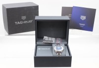 Auktion 368<br>TAG Heuer Aquaracer Professional 200 Solargraph,Edelstahl mit blauem Zifferblatt, gut erhalten mit leichten Tragespuren, in orig. Box mit Papieren