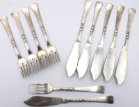 Auktion 368<br>Fischbesteck, 90er Auflage, 5 Gabeln, 6 Messer, Hammerschlagdekor, ca. L-21cm