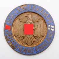 Auktion 368 / Los 7027 <br>Medaille,  Box-L&auml;nderkampf zwischen Deutschland und Finnland,  8. Februar 1941 Passau, ca. D-8cm, verso Hersteller