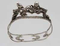 Auktion 368 / Los 11012 <br>fig&uuml;rlicher Serviettenring, &auml;lter, Silber, 15,2gr., ca. H-4,5cm