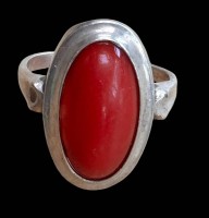 Auktion 368<br>Silberring gepr&uuml;ft mit Koralle-Cabouchon, RG 53, 5,8 gr