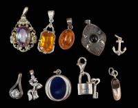 Auktion 368<br>10x div. kleine Silberanh&auml;nger, ca. 34 gr