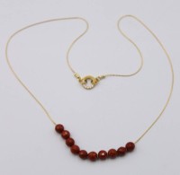 Auktion 368<br>Modeschmuckhalskette mit Koralle, ca. L-51cm