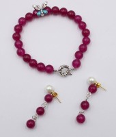 Auktion 368<br>Modeschmuckset, lt. Einlieferer Pink Achat?